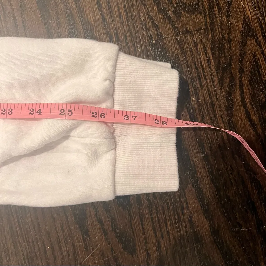 Chic White 'Stay Cool' Sweatshirt Size undefined - Image 9