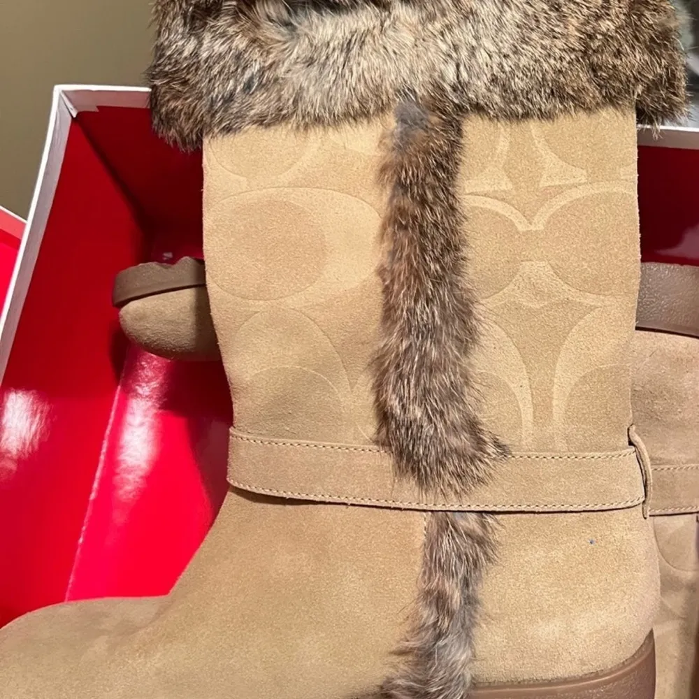 Coach suede fur trimmed boots - Image 2