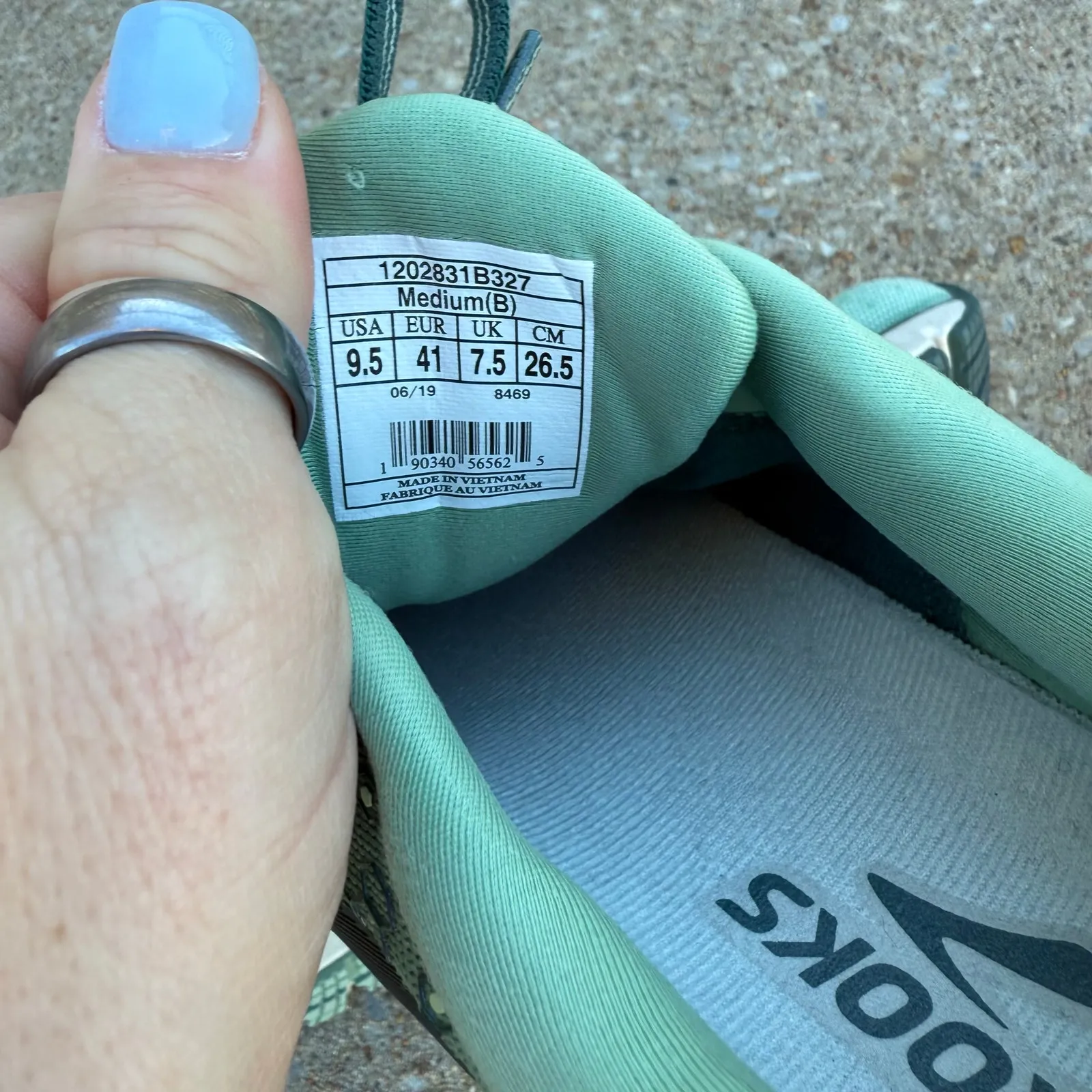 Brooks Glycerin 17 Green Teal Cushion Running Athletic Shoes Sneakers 9.5B - Image 8