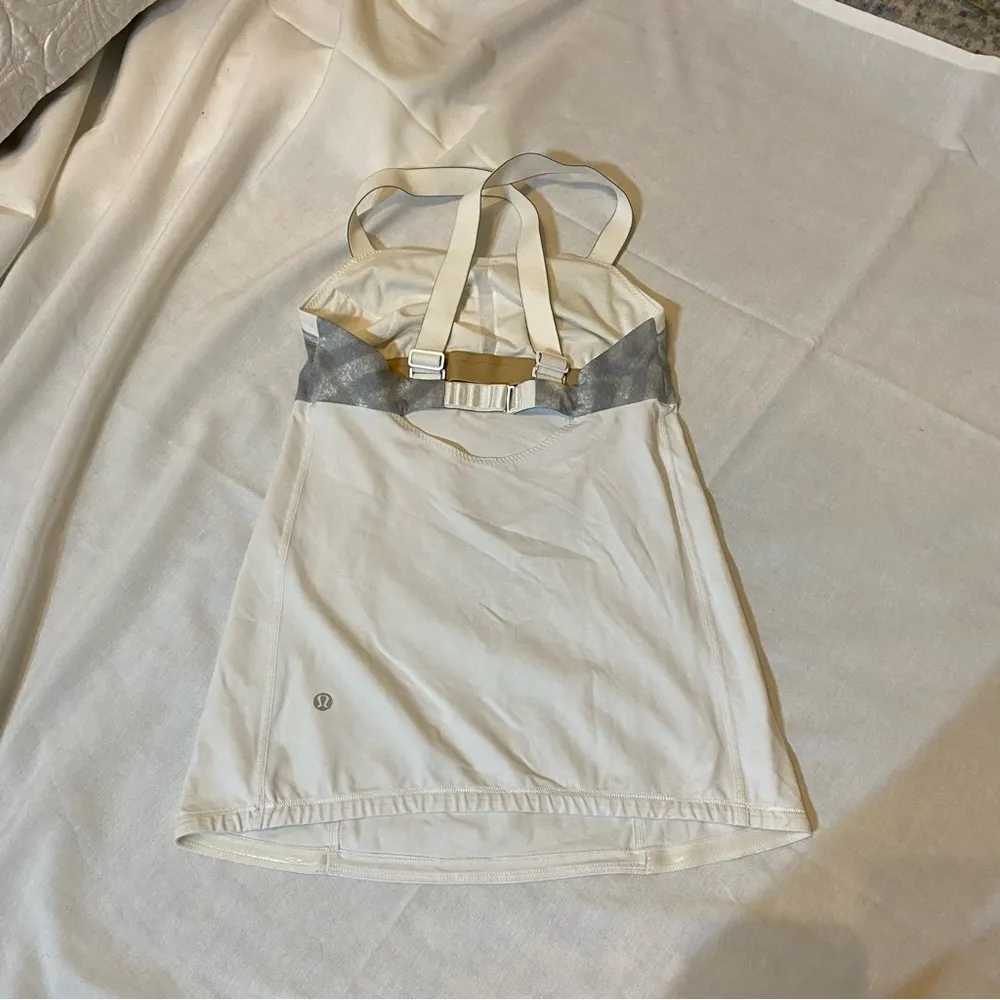 Lululemon Women’s White tank top running run exercise top Small - Image 3