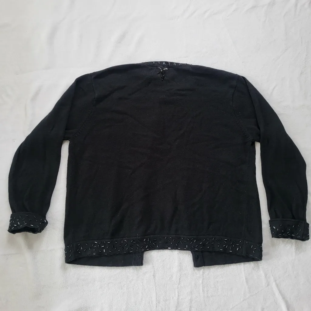 Vintage Women’s Kathie Lee Beaded Black Holiday Sweater Snowflake size Medium - Image 6