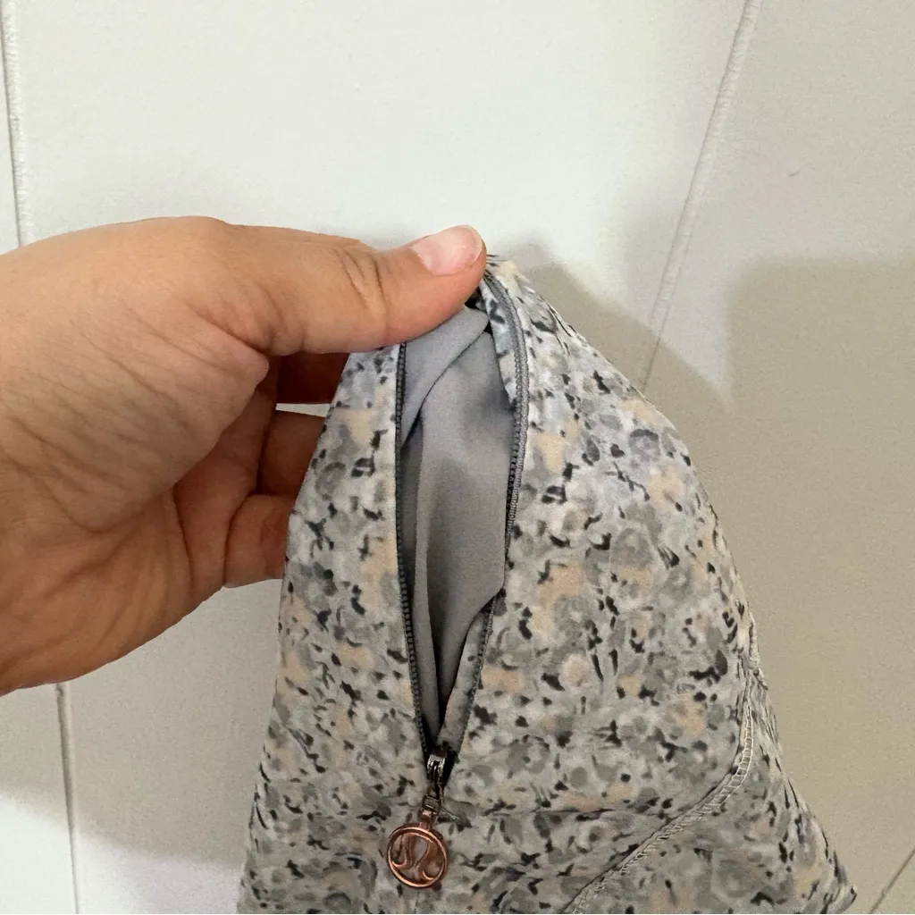 Lululemon Bring Back The Track Pant Size 4  Gray Joggers - Image 9