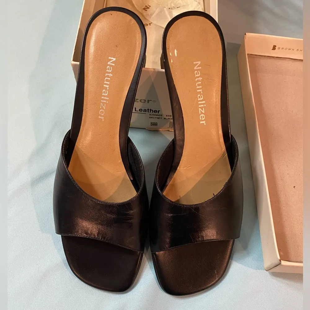 Naturalizer Women’s Slip On Dress Shoe - Image 3