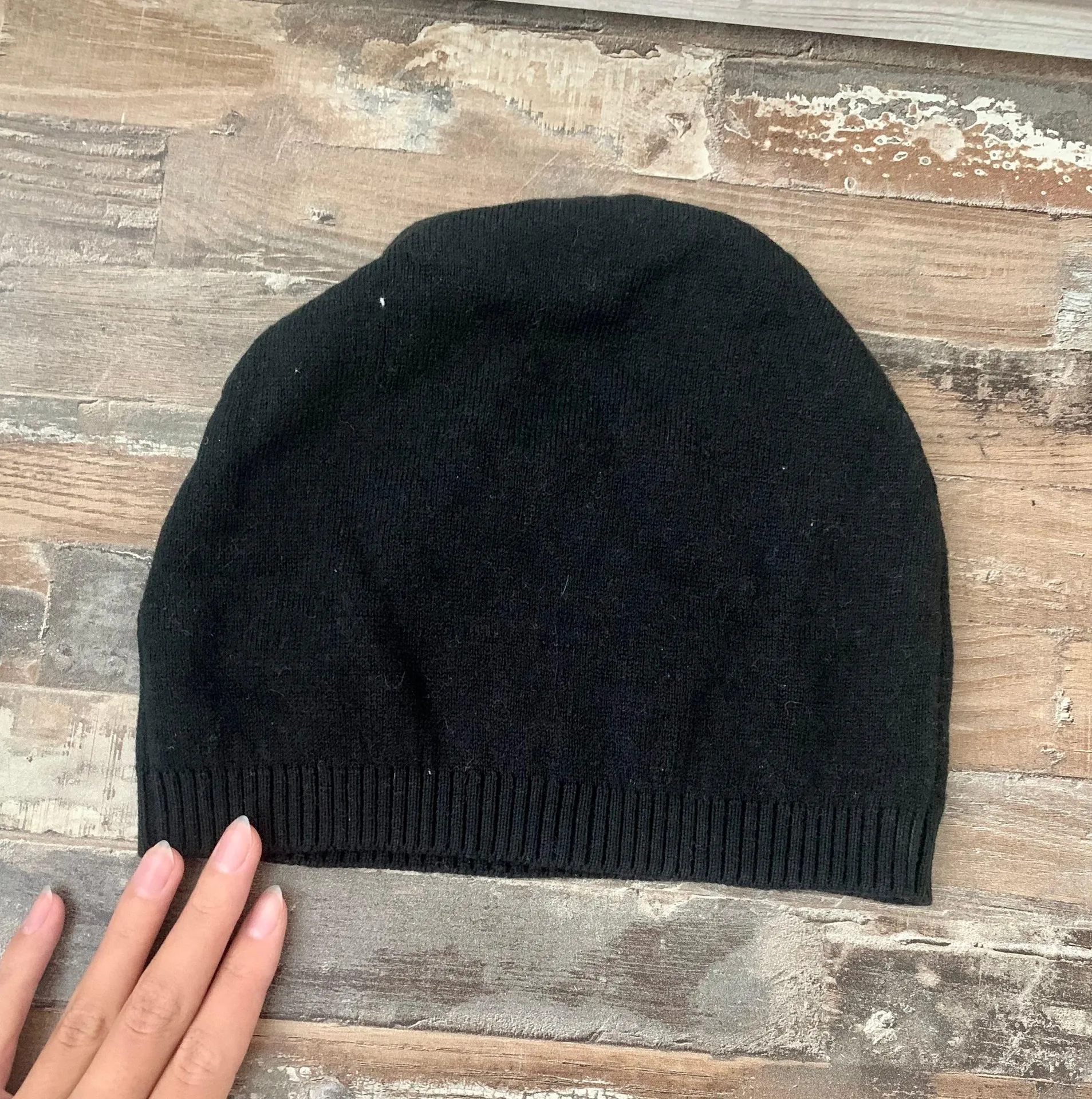 Juicy Couture Scarf & Hat Set - Image 3