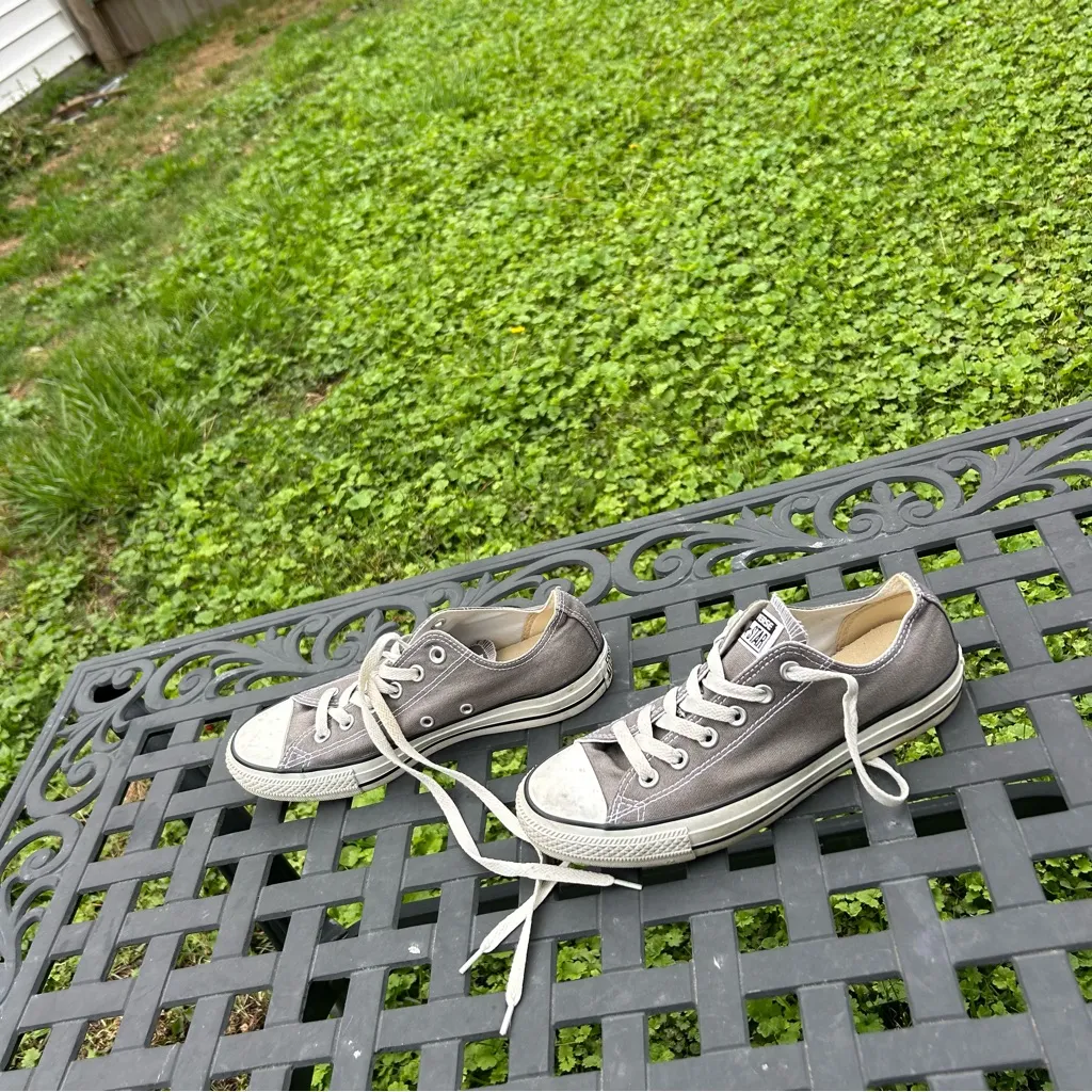 Converse Chuck Taylor All Star Canvas grey‎ & white Low-Tops size 8 woman - Image 4