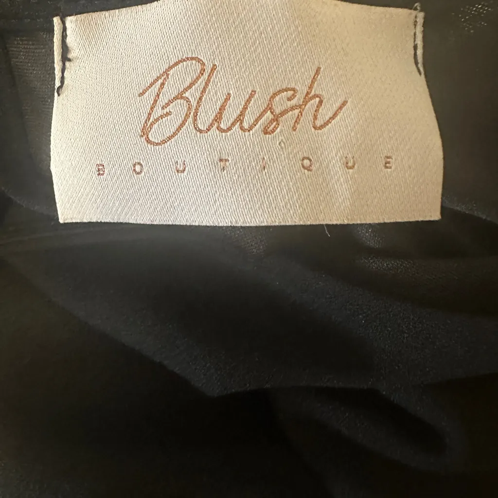 Blush Boutique Black Mini Bell Sleeve Dress Medium - Image 8