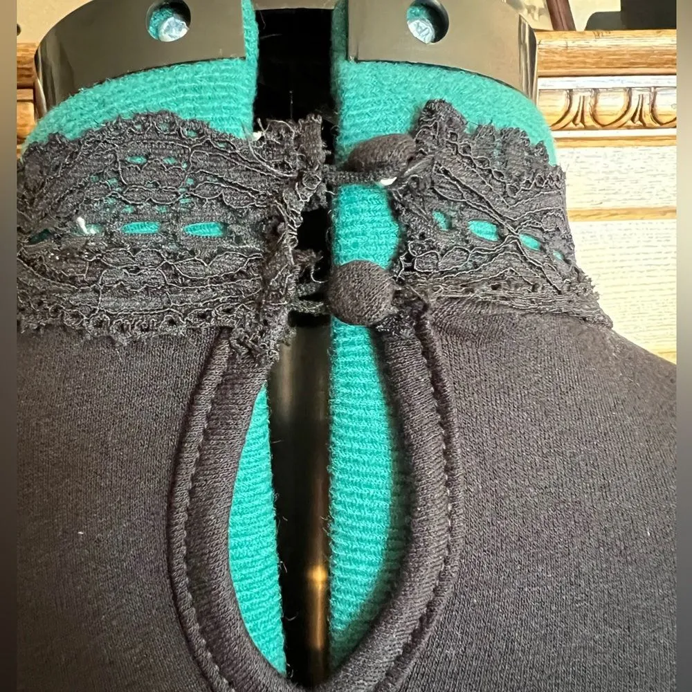 American Rag Cie Lace Blouse - Image 3