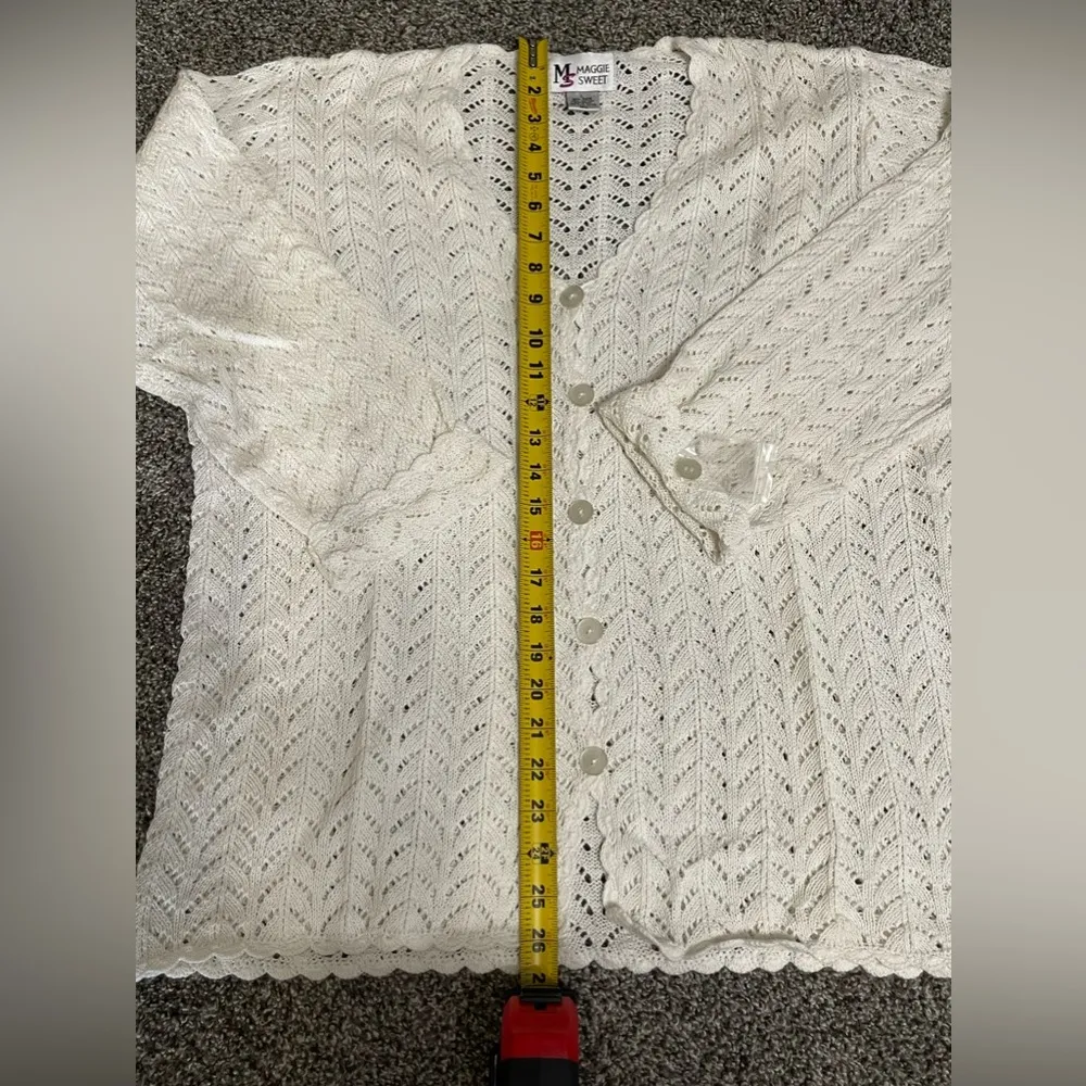 New Maggie Sweet 2 piece white knit tank top, long sleeve button up cardigan L Size L - Image 10