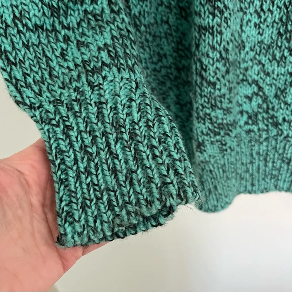 Vtg. 1980’s FaBE Cat Sweater, Sz M Acrylic/Wool Blend Teal W/ Black Cat Novelty Green Size M - Image 4