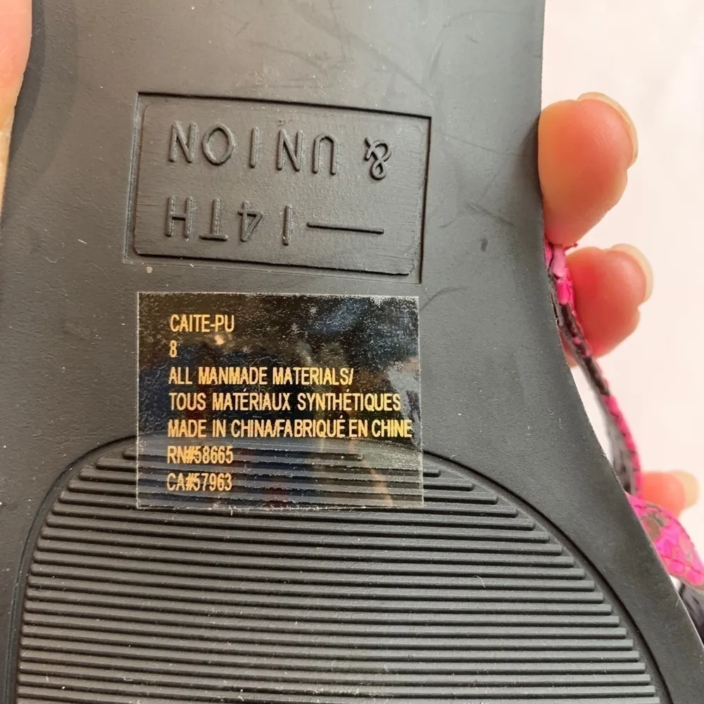 14TH & Union Caite Hot Pink & Black Python Print Slip On Strappy Sandals‎ - Image 6