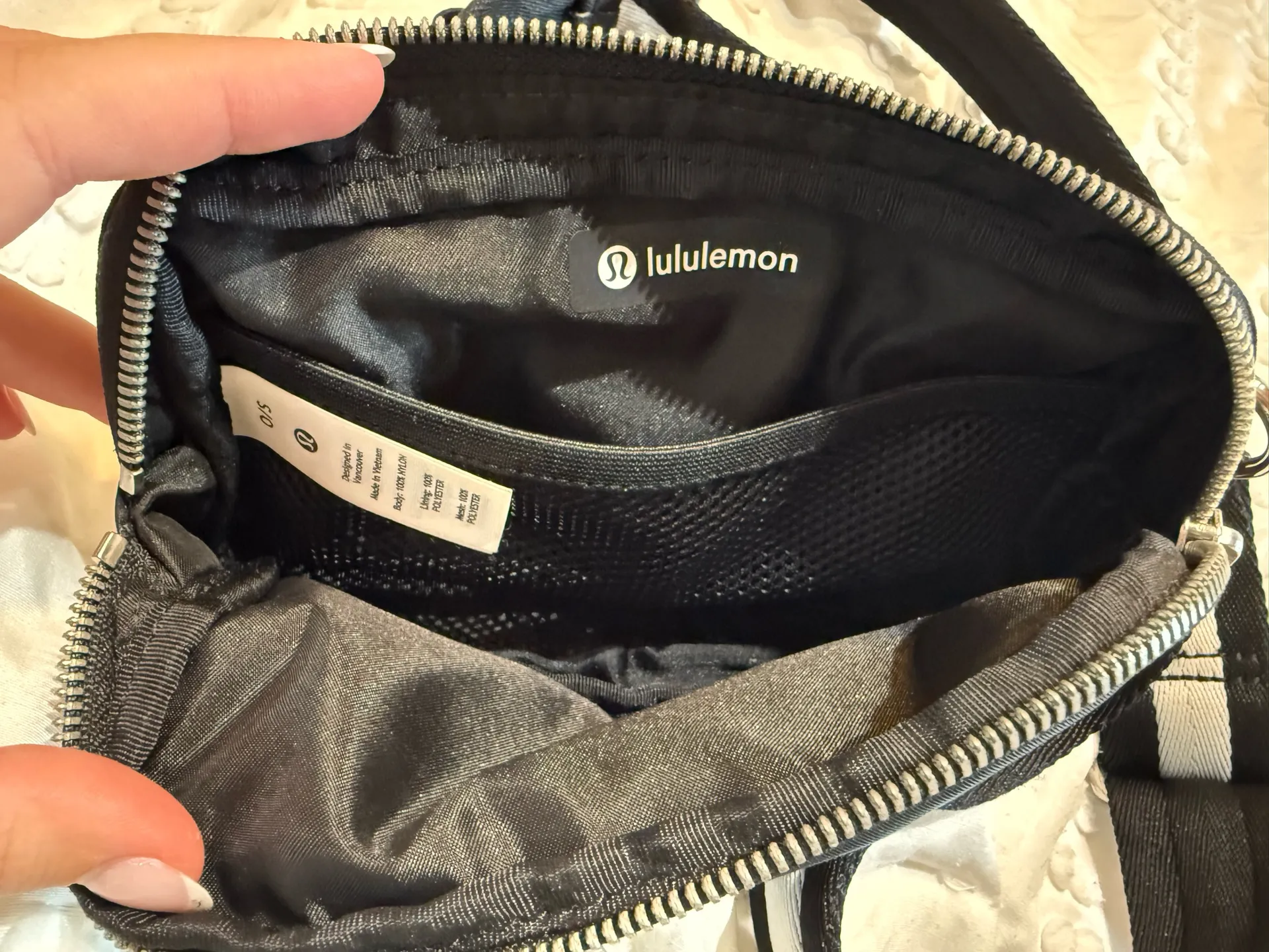 Lululemon Crossbody Bag - Image 6