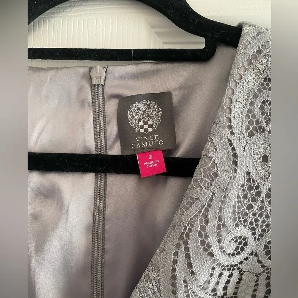 NWT Vince Camuto Grey Lace Dress Size 2 - Image 8