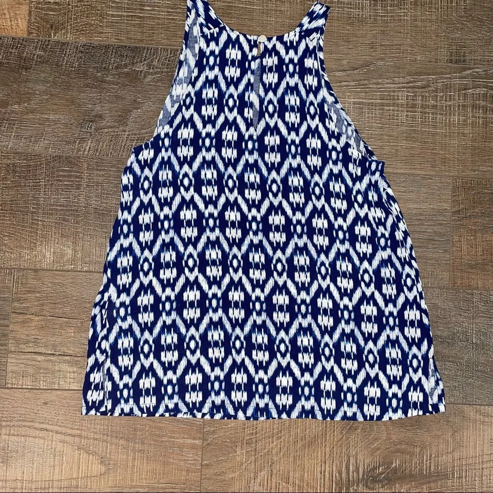 Old Navy Sleeveless Navy/White Top Size XS - Image 3