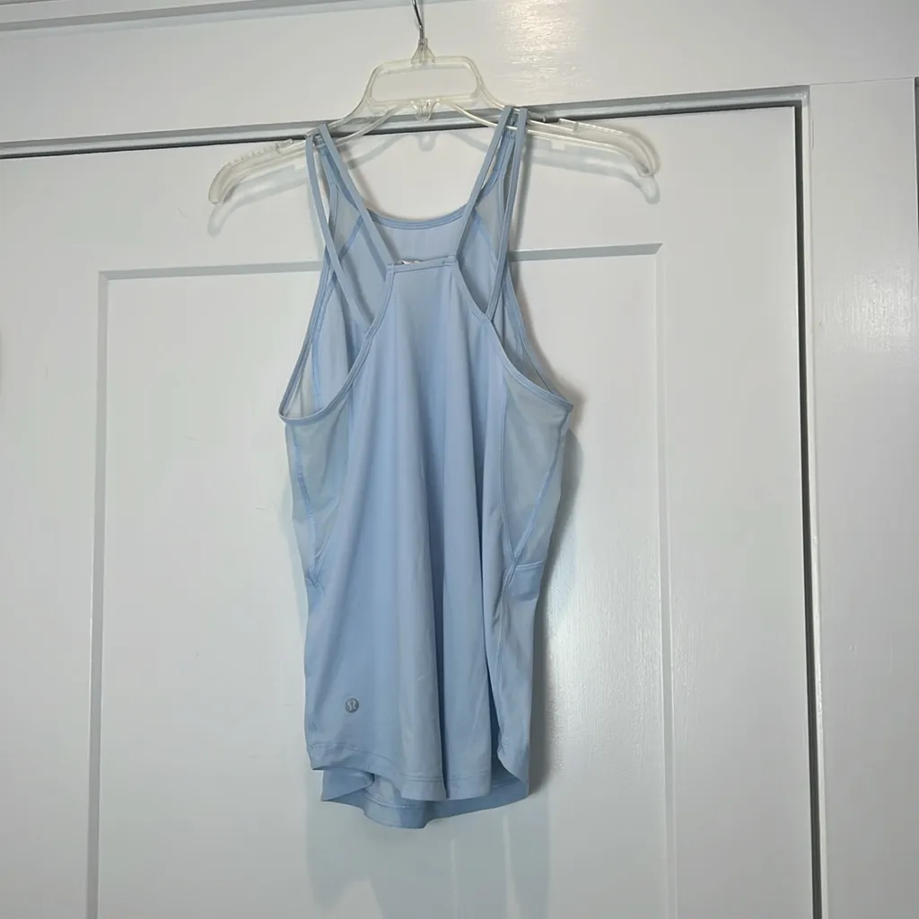 Lululemon Athletica Sky Blue Run Off Route Tank Top size 4. In perfect condition - Image 9