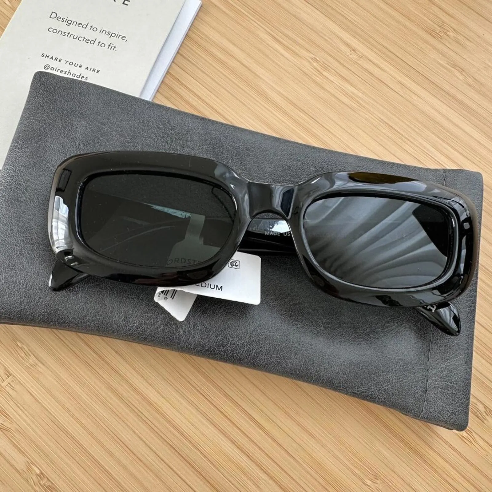 AIRE Orbit 54mm Unisex Rectangular Sunglasses Black 50 - Image 4