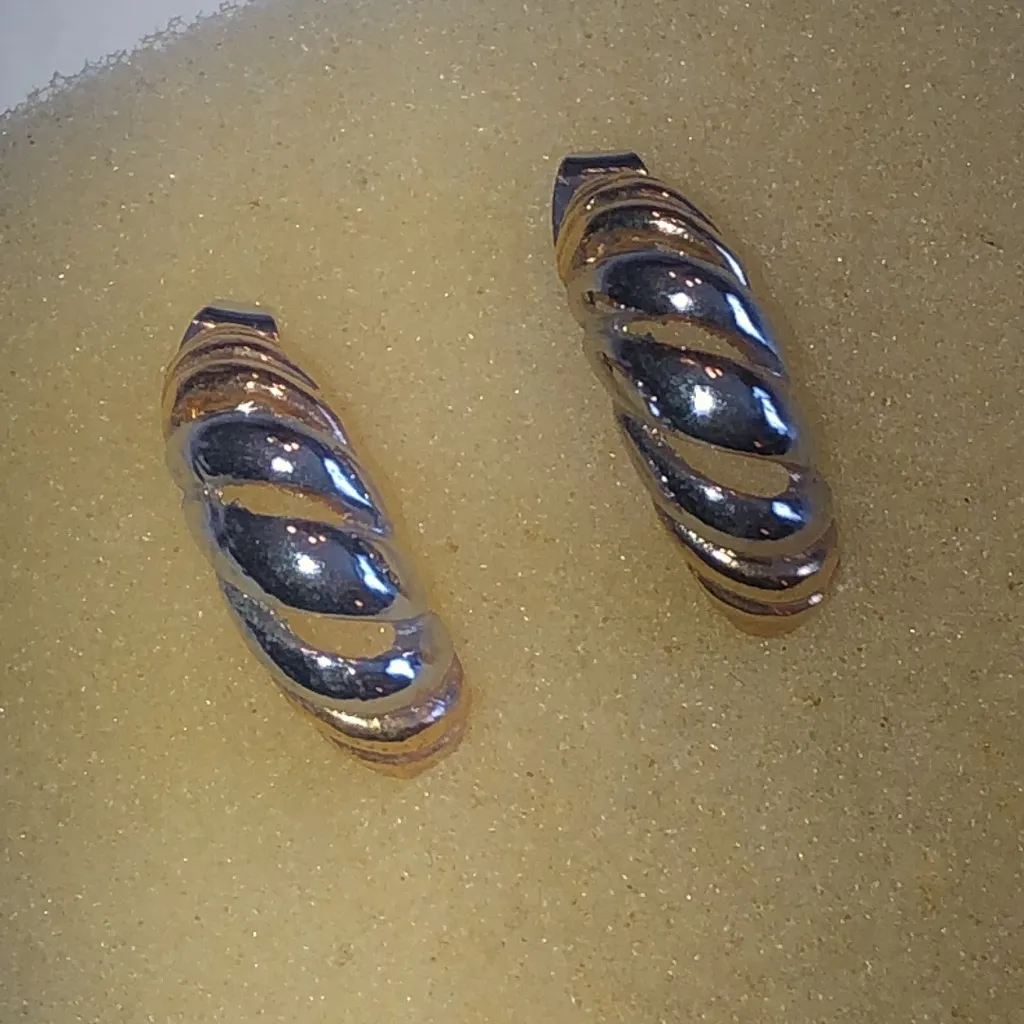 Elegant Gold Tone Silver Tone Twisted Boho Hoop Earrings - Image 6