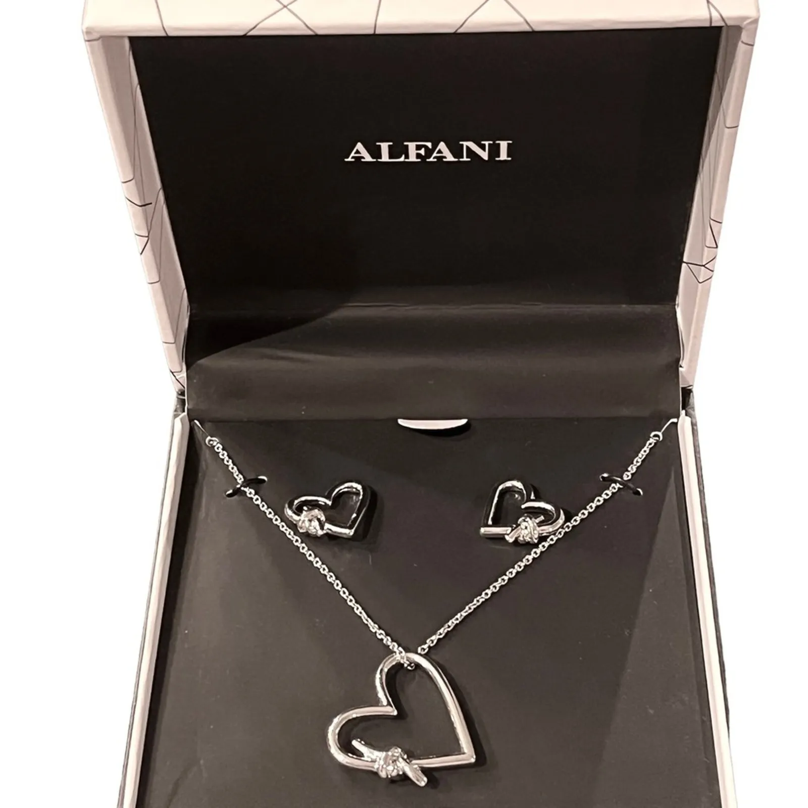 Alfani Necklace & Earrings Set Silver Knotted Heart Pendant Posts Jewelry Boxed - Image 4