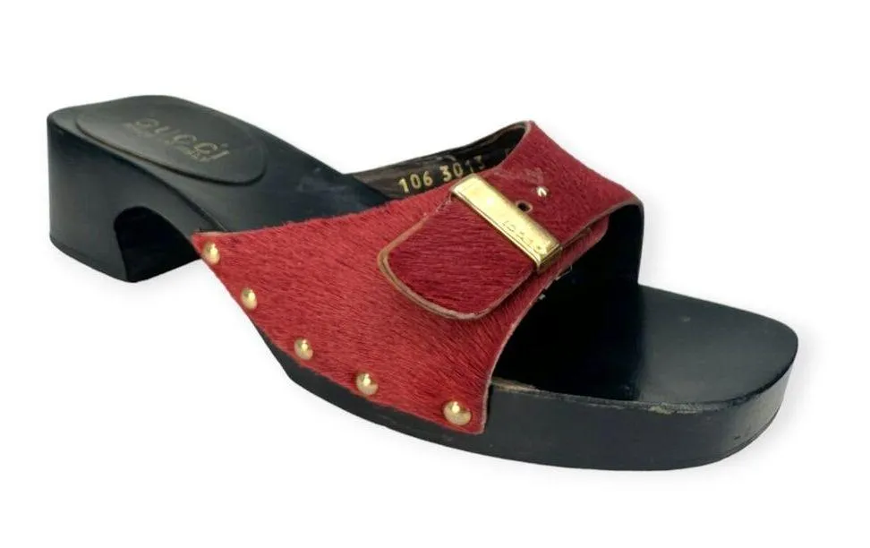 GUCCI | 5.5 | Red Ponyhair Gold Buckle Studded Wood Block Heel Slide Sandals - Image 3