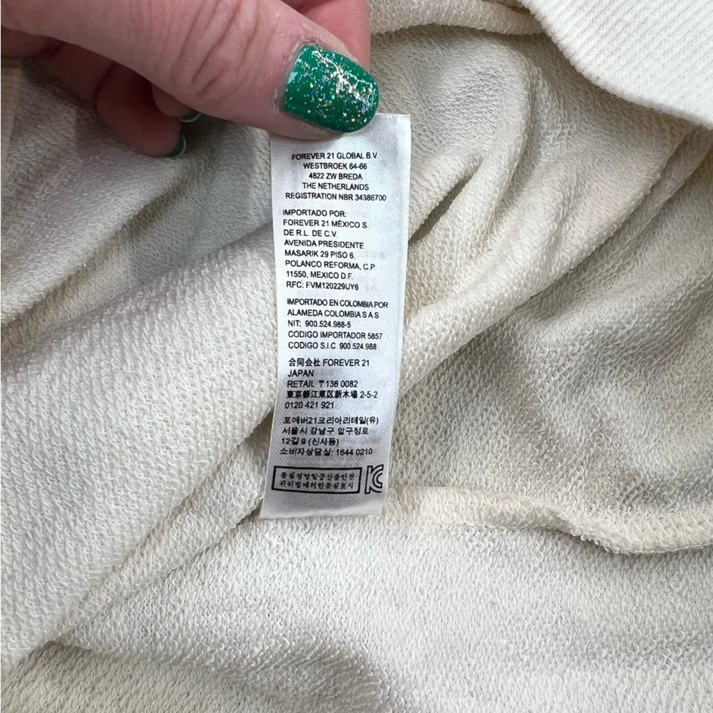 Forever 21 Decorative Sweatshirt M - Image 10