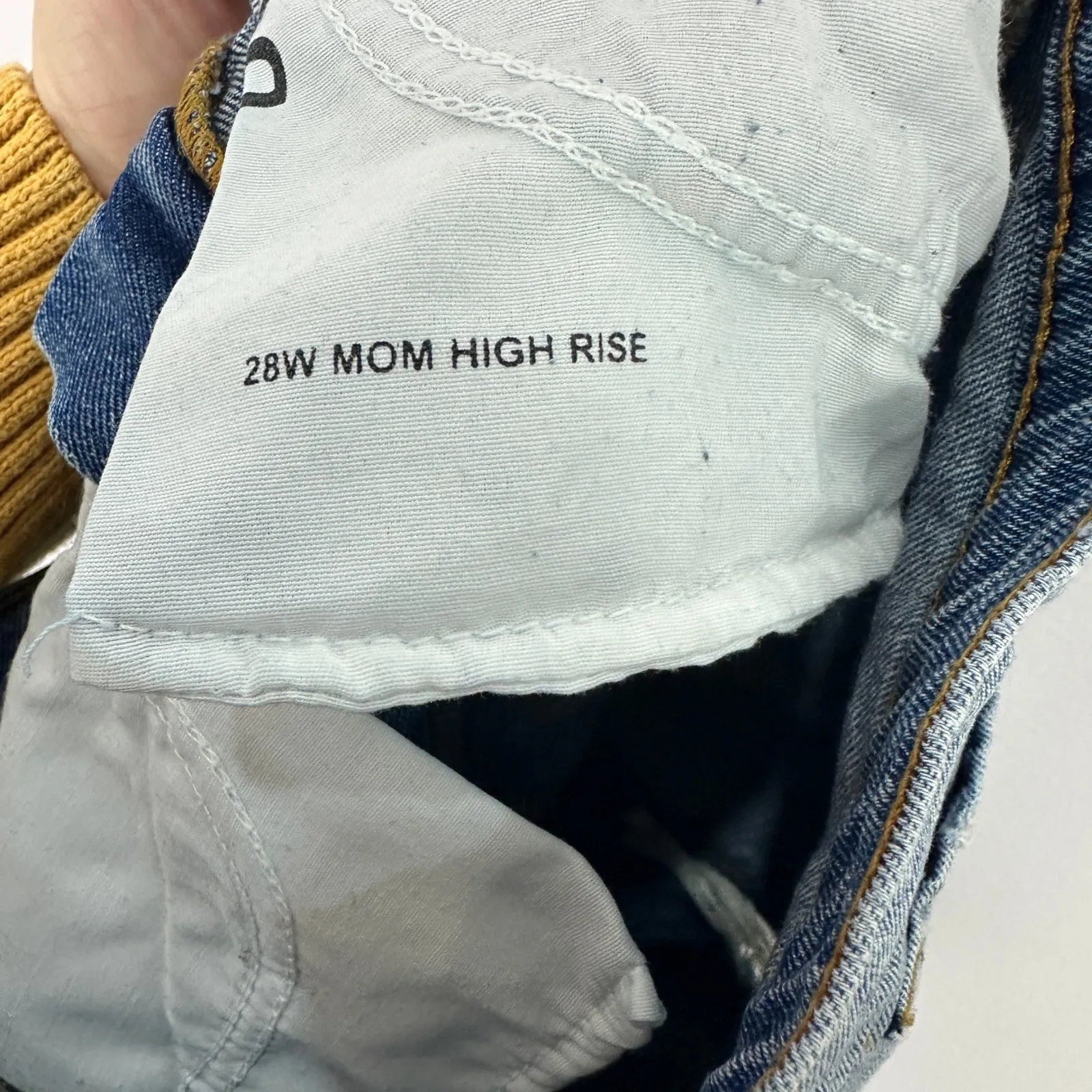 BDG Mom Jeans 28 High Rise Distressed Ripped Light Wash 90s Grunge Edgy Y2K - Image 5