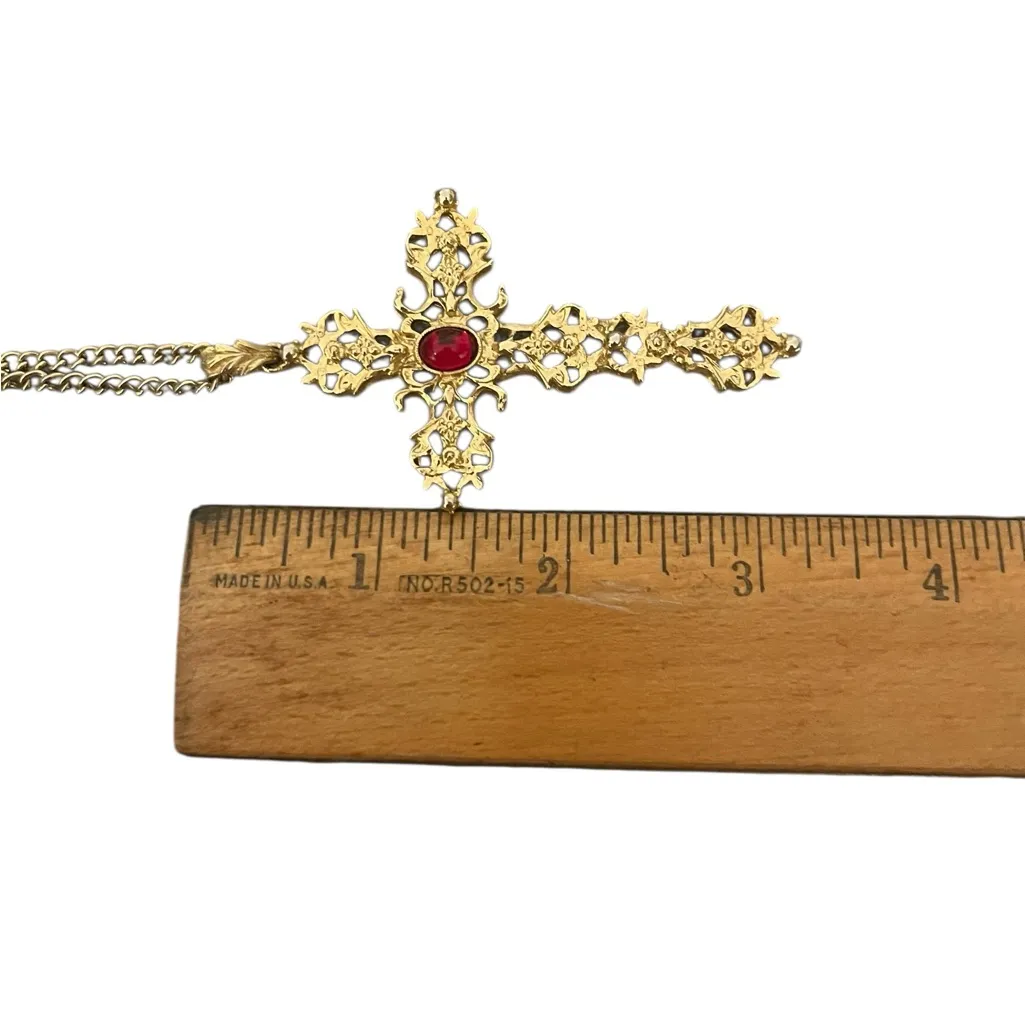 VTG Avon Abbey Gold Tone Cross Pendant Necklace Filigree Ruby Red Cabochon - Image 10