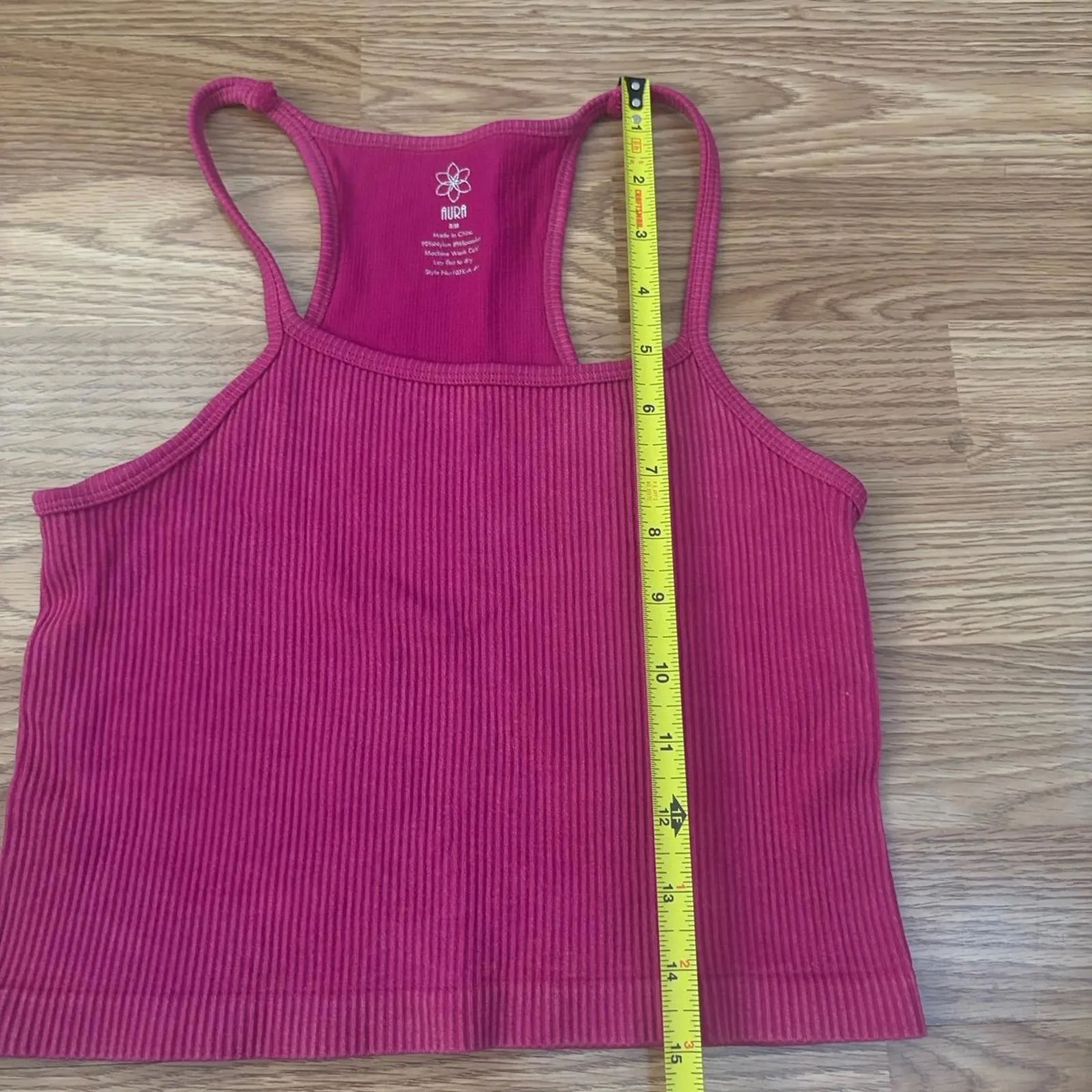 Aura Ribbed Crop Top Size S/M - Image 2