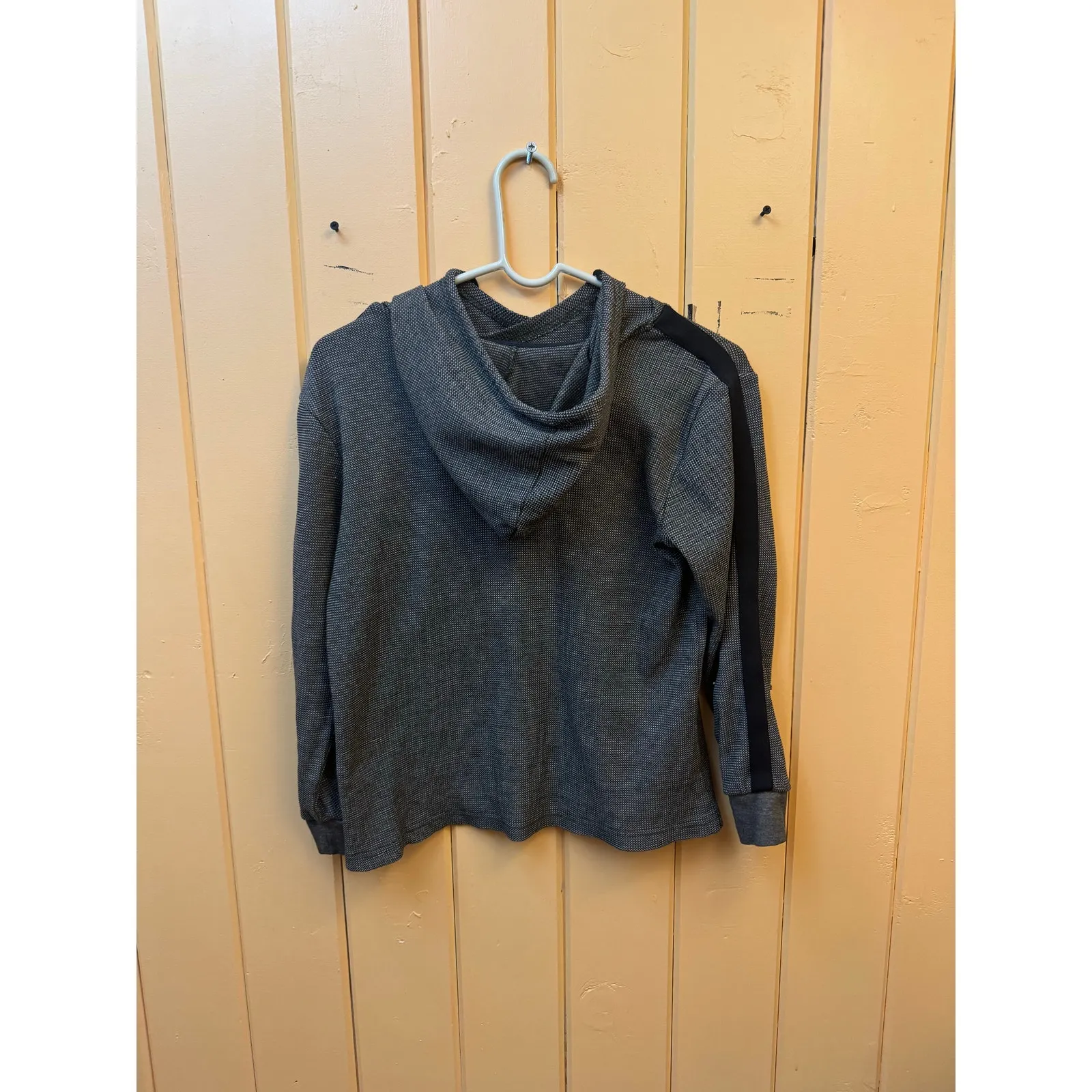 Amongst Others Women’s Hoodie US Medium Gray Lightweight Pullover - Image 3