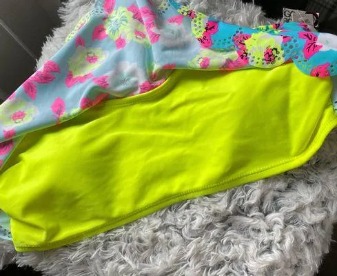 Bikini Bra Top Neon Yellow Blue Ruffles. - Image 4