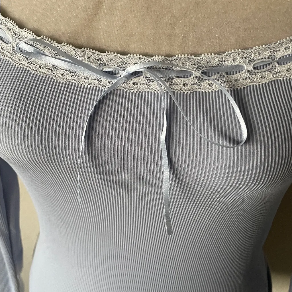 Hollister Ribbed Seamless Fabric Lace Trim Square Neck Top - Image 4