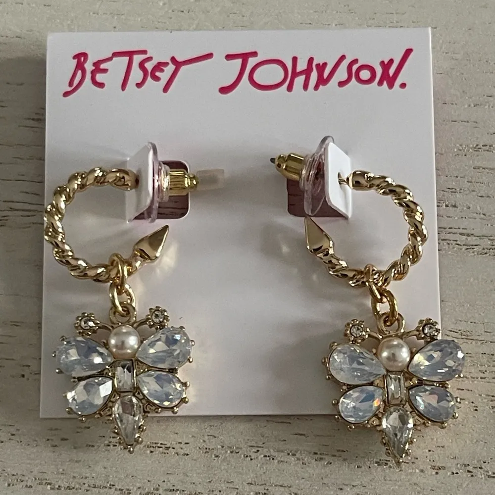 crystal flower hoop huggie earrings - Image 4