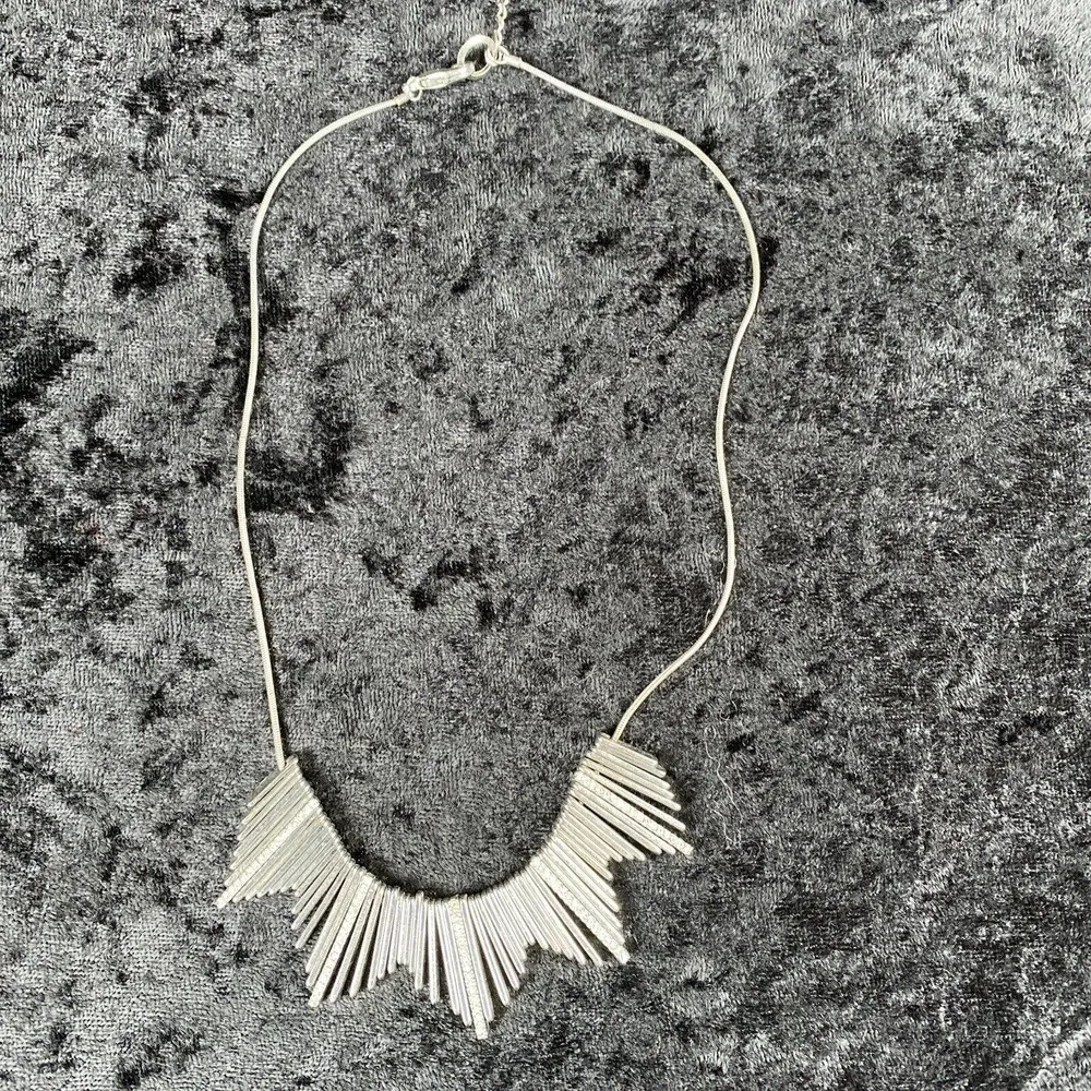 Vintage Silver Tone Rhinestone Brutalist Art Deco Bib Necklace Metal Fringe - Image 4