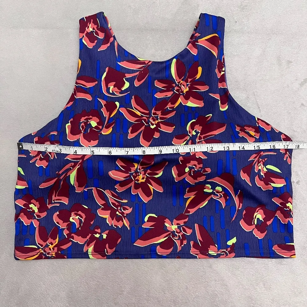 ATHLETA Conscious Crop Printed Best A-C Cups Size XL  Blue Floral Print MSRP $64 - Image 10