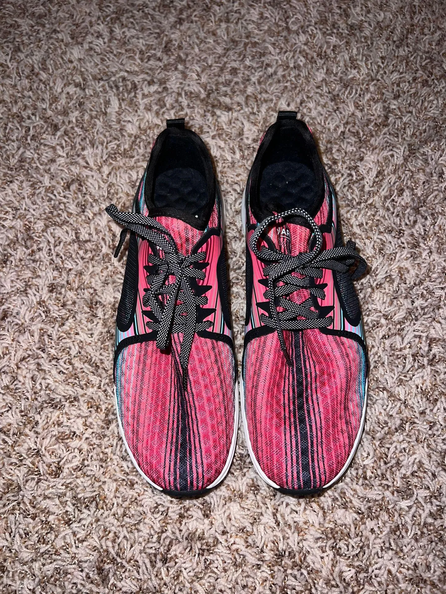 Fuse Sneakers - Image 3