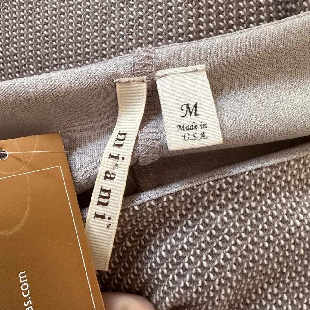 Miami brand cotton weaved tan/white dress - size medium NWT from Francesca’s - Image 5