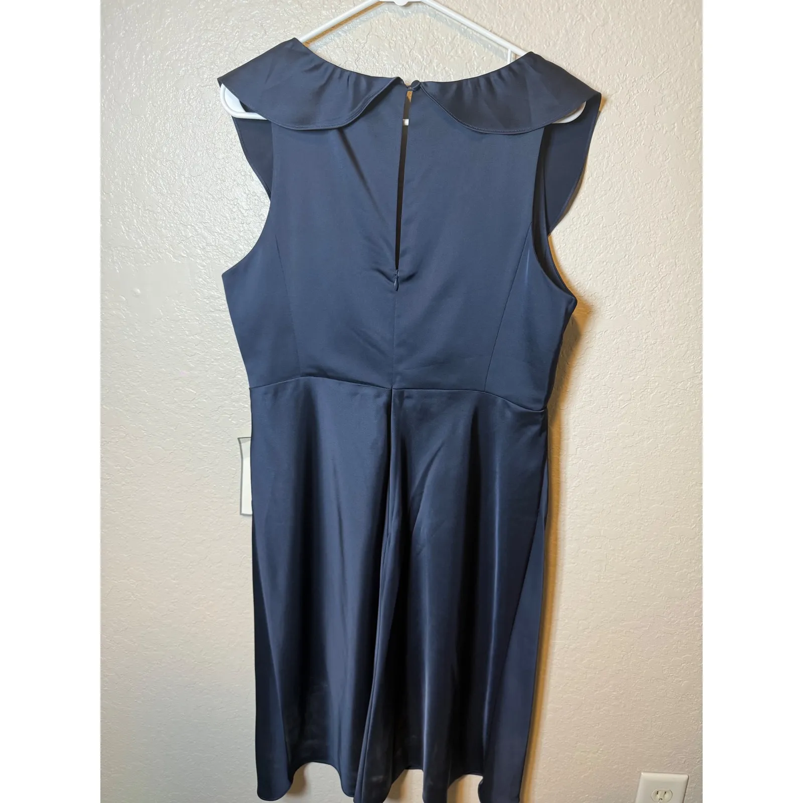 J.Crew Navy Blue Ruffle Neck Sleeveless Sheath Dress Career Party Cocktail Size 14 - Image 2