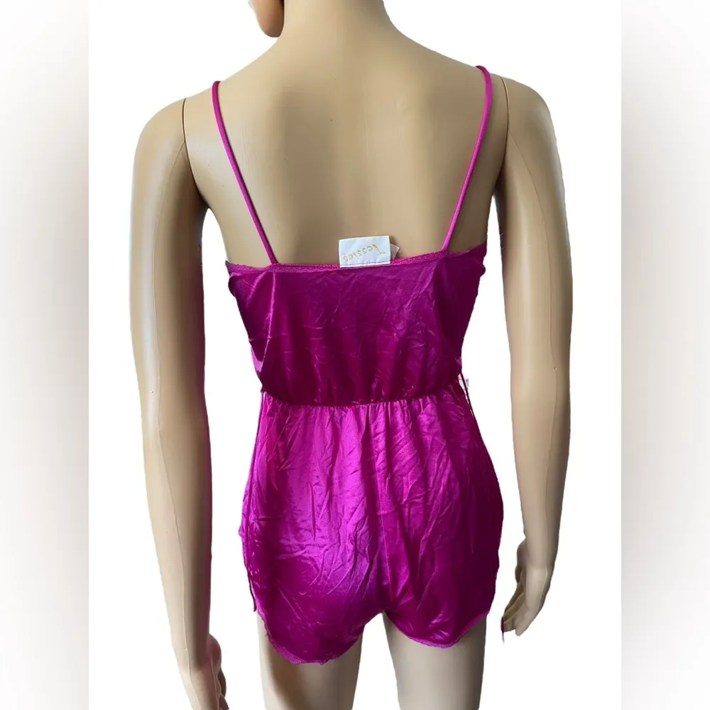 Tessies Vintage 80s Magenta Sheer Floral Lace Lingerie Intimates Romper Teddie - Image 5