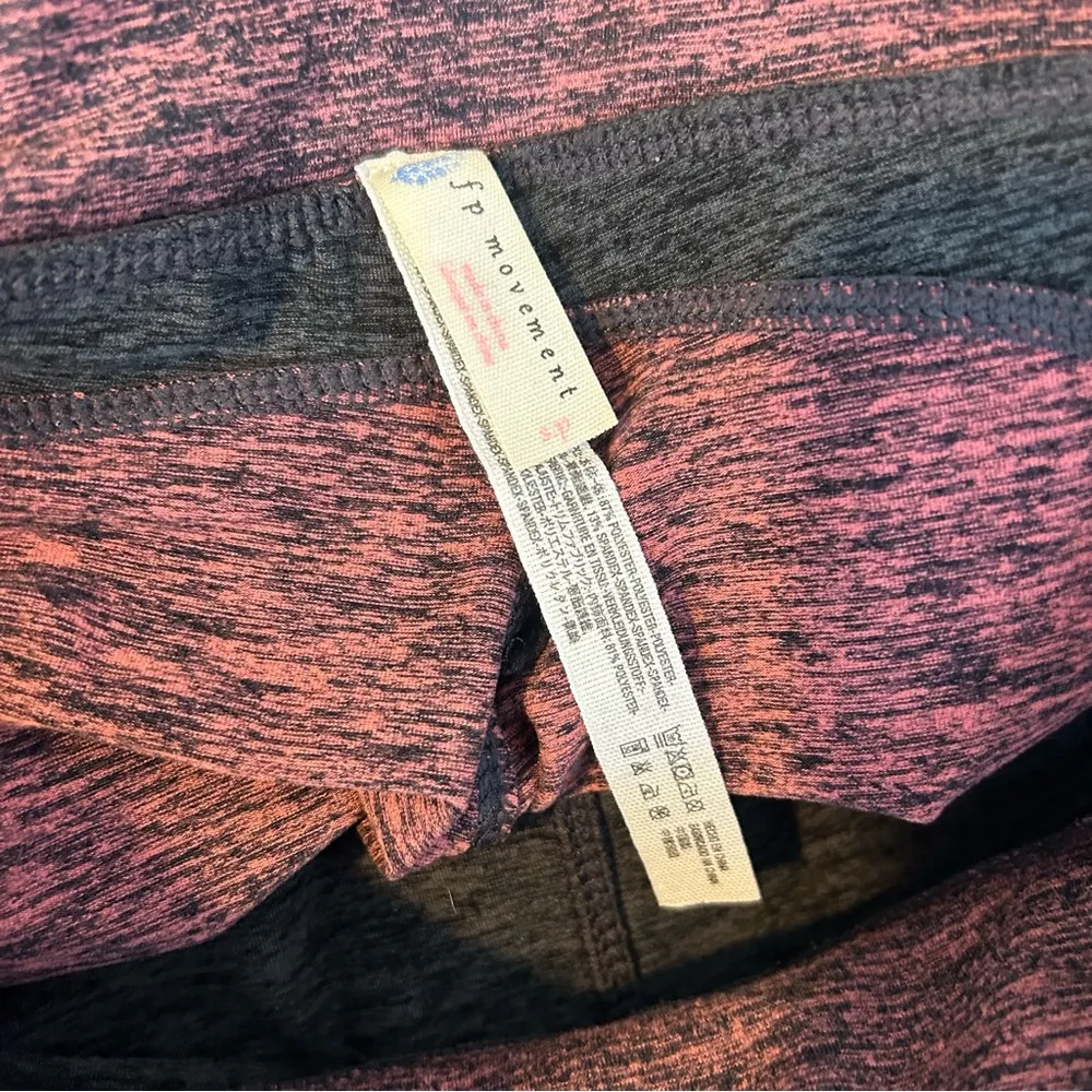 Free People /Free Movement Dylan Heathered Jersey/Mesh Cropped Leggings Size S - Image 8