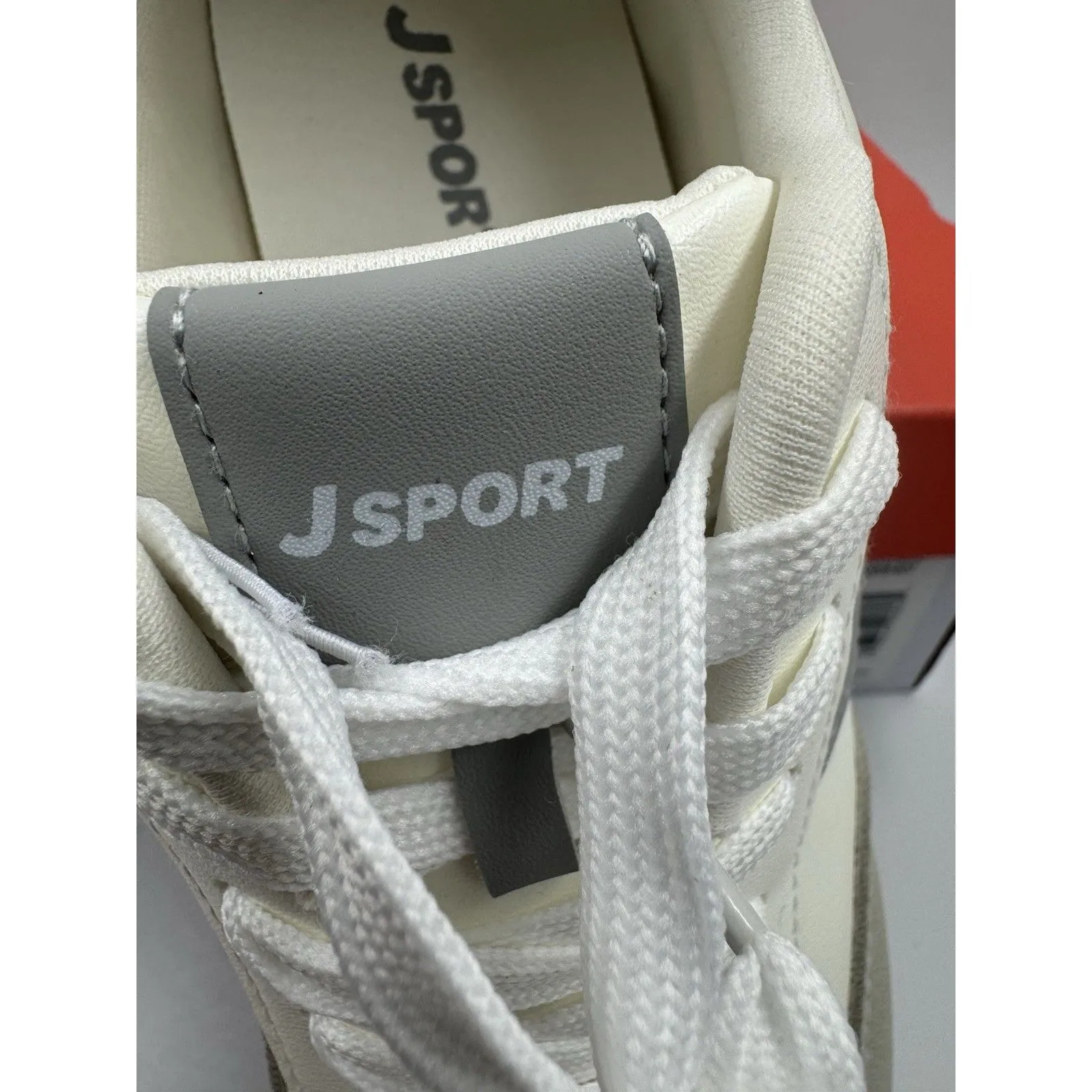 New J Sport Cecily Women’s Sneaker Suede White/Grey Low Top Shoes Size 6.5 US White - Image 4