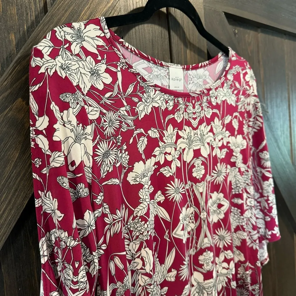 Floral Print Dark Pink Dress Size Small - Image 11