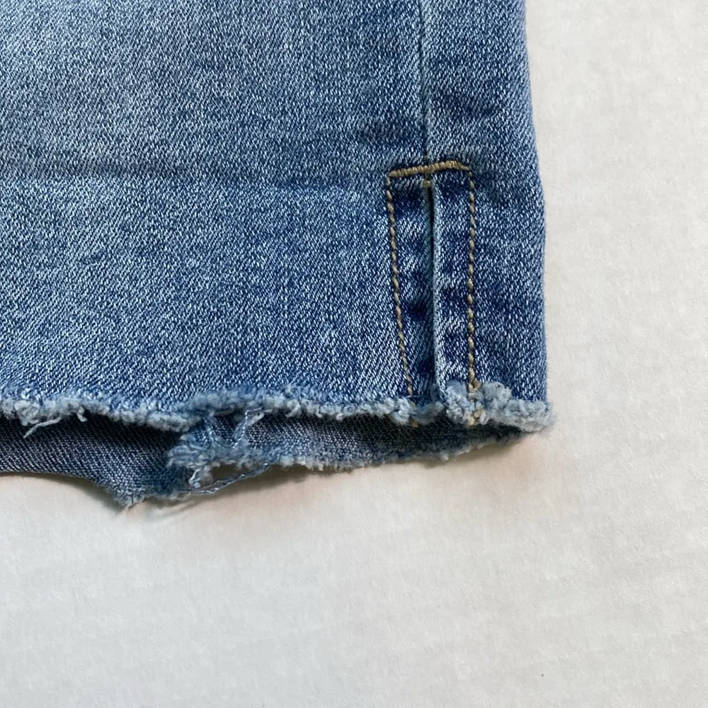 Women’s Jessica Simpson Daisy Dukes Jean/Denim Shorts Size 8 - Image 5