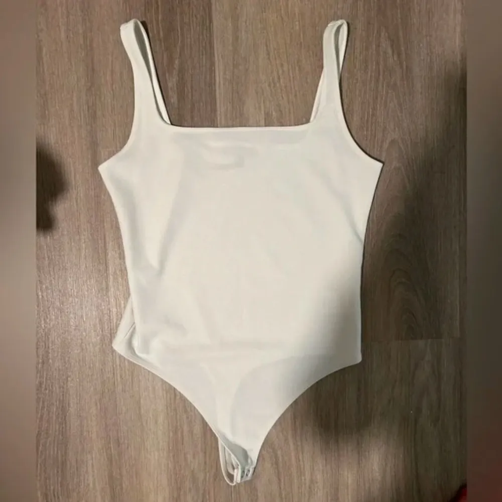 Square Neck White Bodysuit Sz M - Image 4