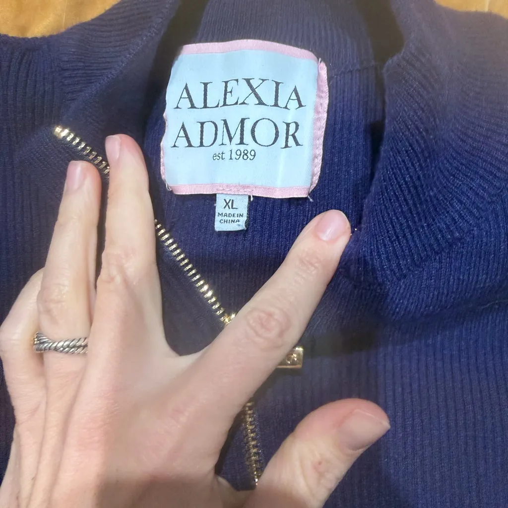 Alexia Admor  Samantha slim fit mock neck sweater - Image 3