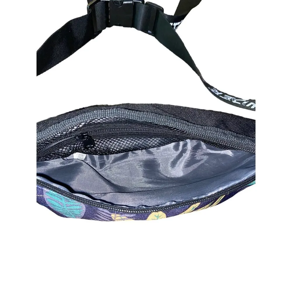 Islander Fanny Waist Pack Used Tropical Pattern - Image 6