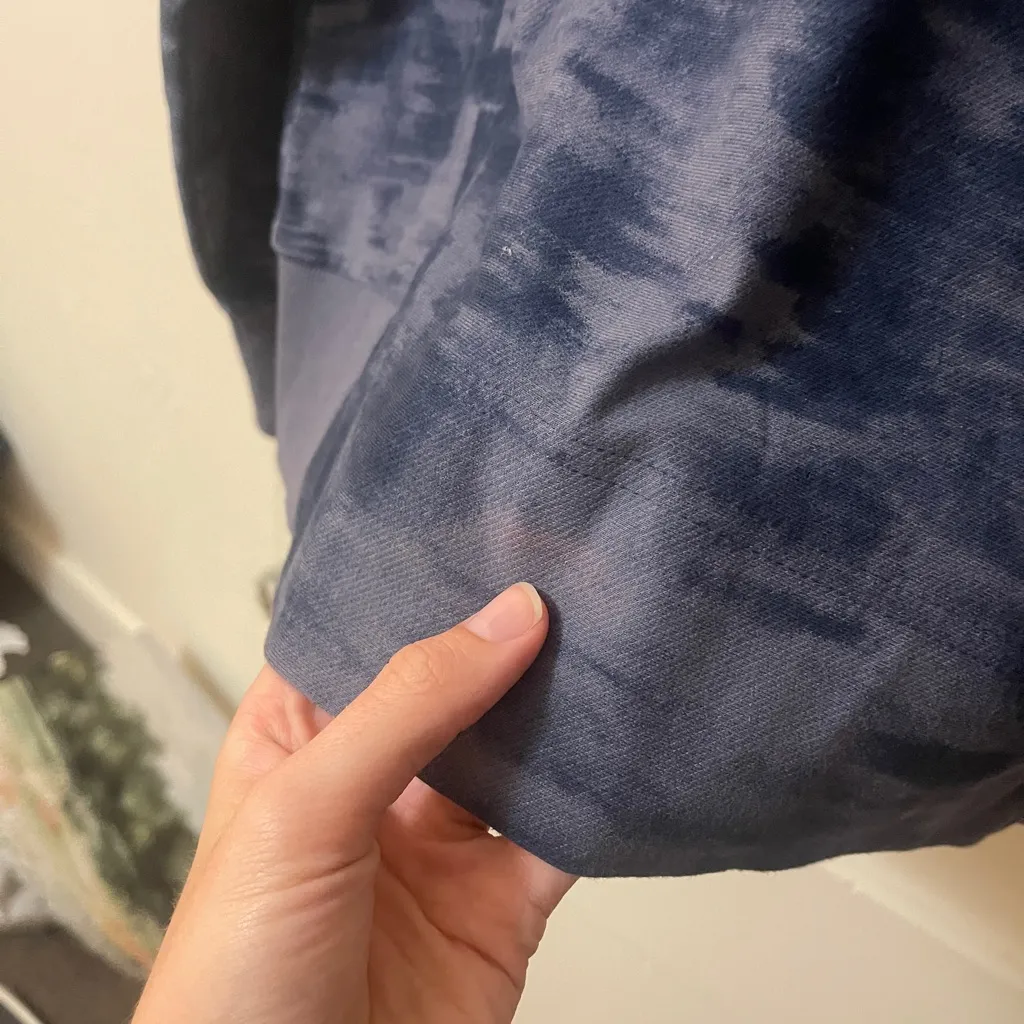 Athleta farallon cropped crewneck size medium navy - Image 6