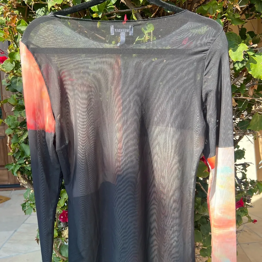 NWOT Weekday Camine Long Sleeve Mesh Top Abstract Print Size Medium - Image 6