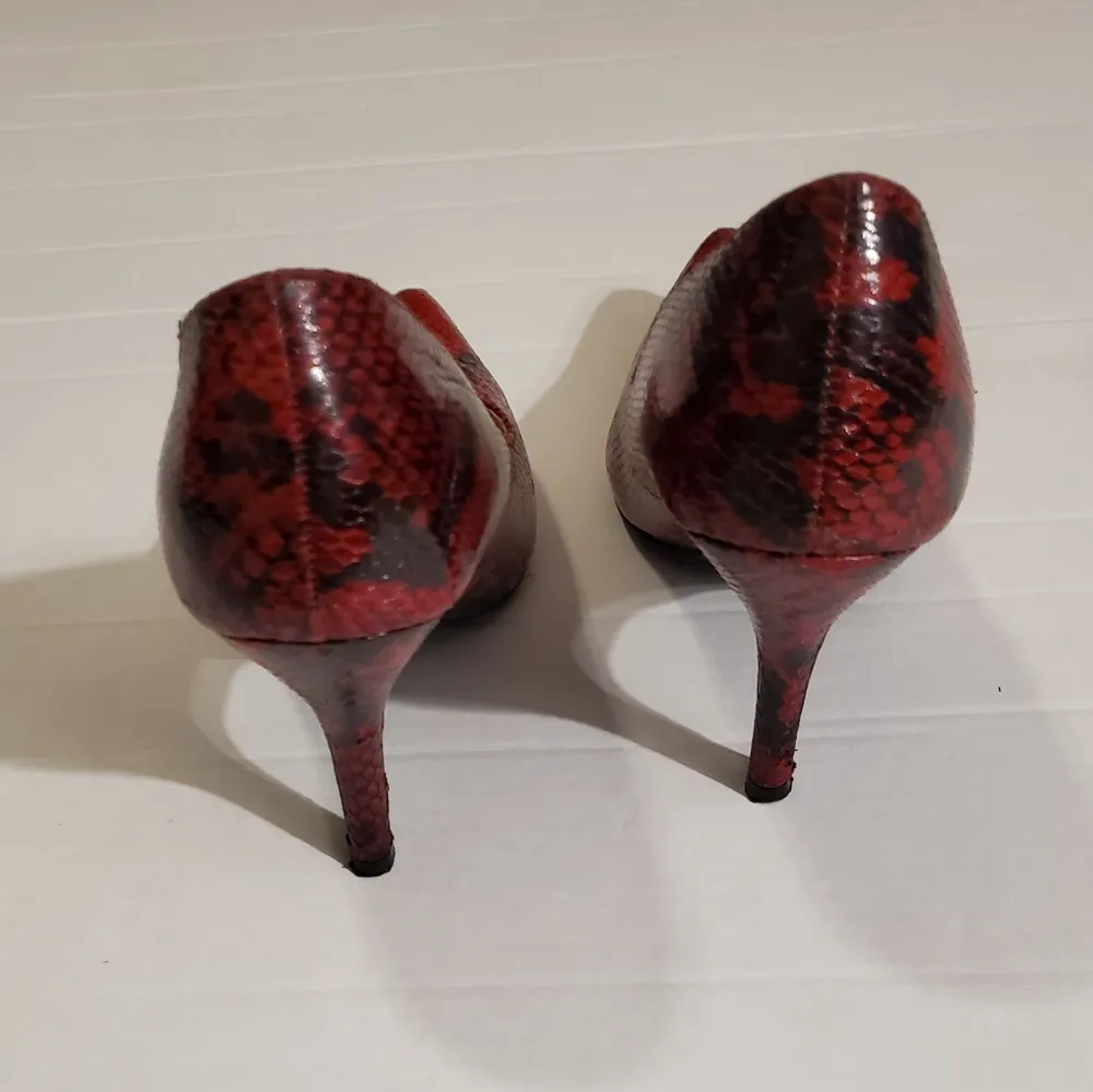 🔥SALE🔥Rampage Red Nicki Embossed Snake Skin Pumps 8 - Image 9