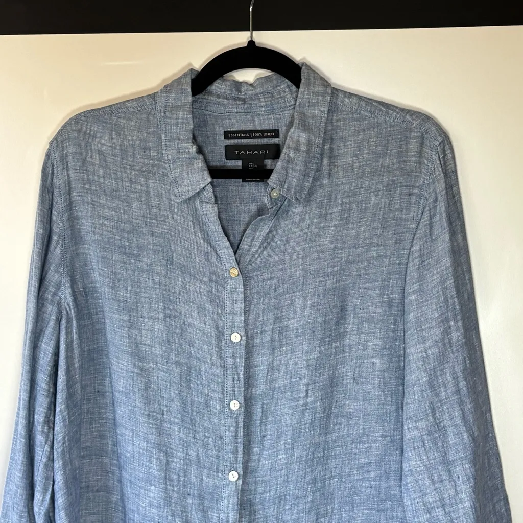Tahari Light Blue 100% Linen button down Shirt - Image 4