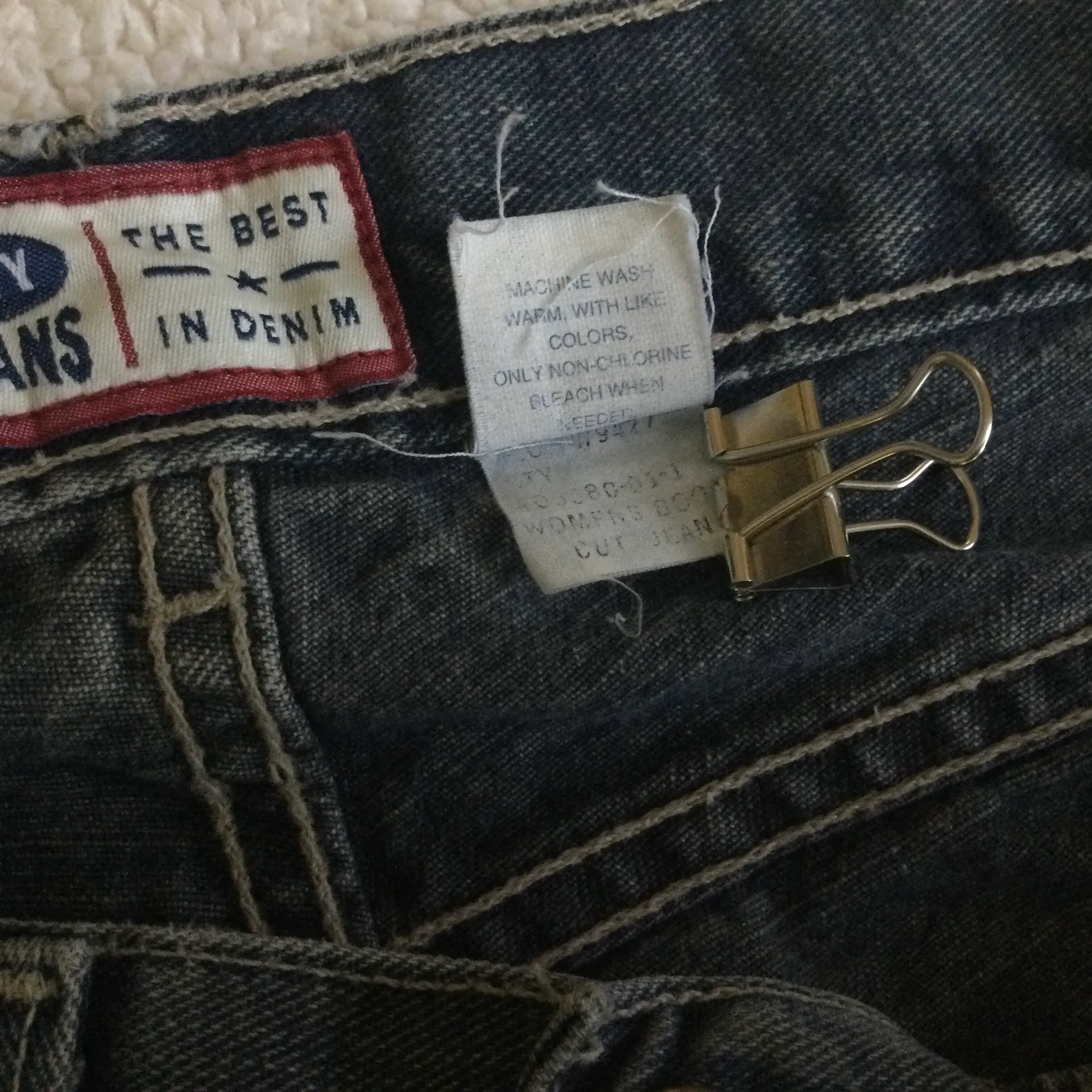 Vintage High Rise Bootcut Dark Wash Jeans - Sz 6 - Image 13