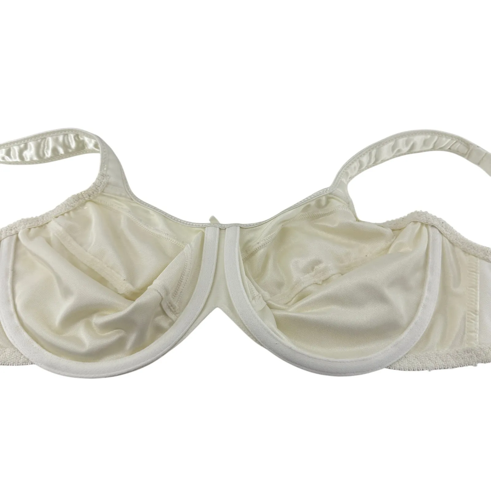 Bali Minimizer Satin Tracings Comfort Strap Underwire Bra 36C Ivory - Image 3