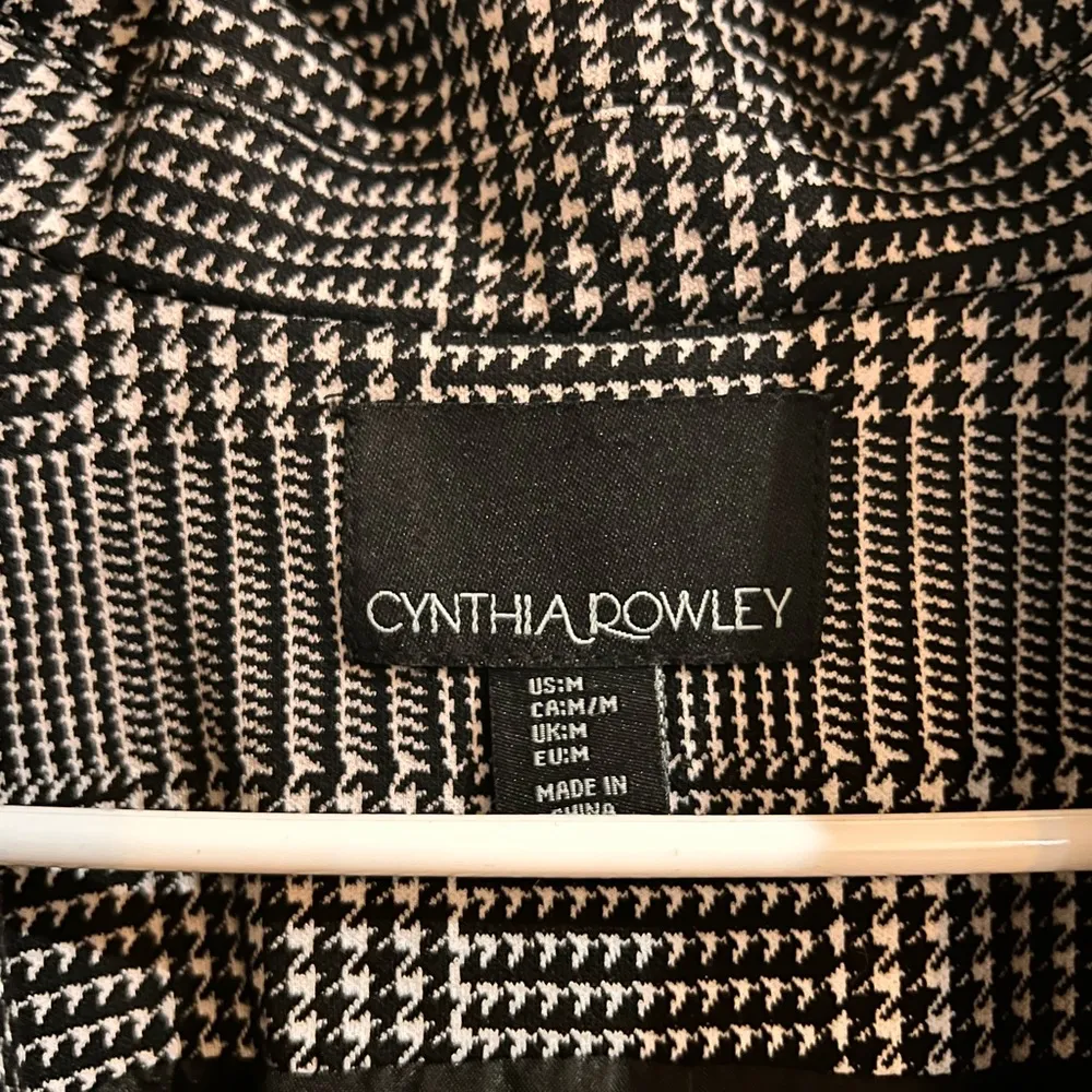 Womens Cynthia Rowley Sleeveless Houndstooth Style Open Vest Lapel Pockets Black - Image 2